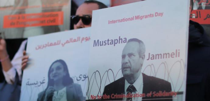 Manifestation pour les défenseurs des droits humains Mustapha Djemali et Abderrazek Krimi