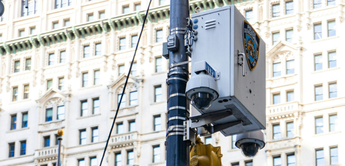 Caméra utilisée par la police de New York pour la surveillance