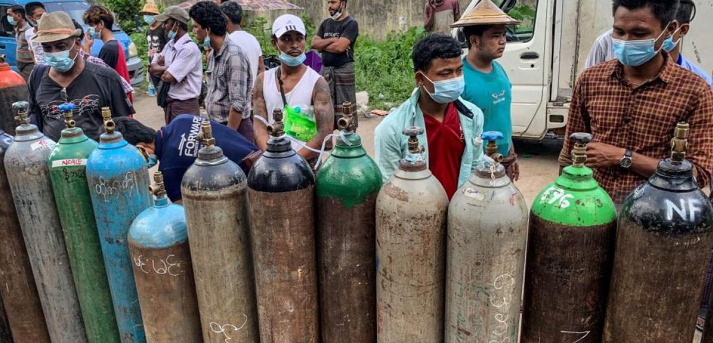 Des bombones d'oxygène au Myanmar