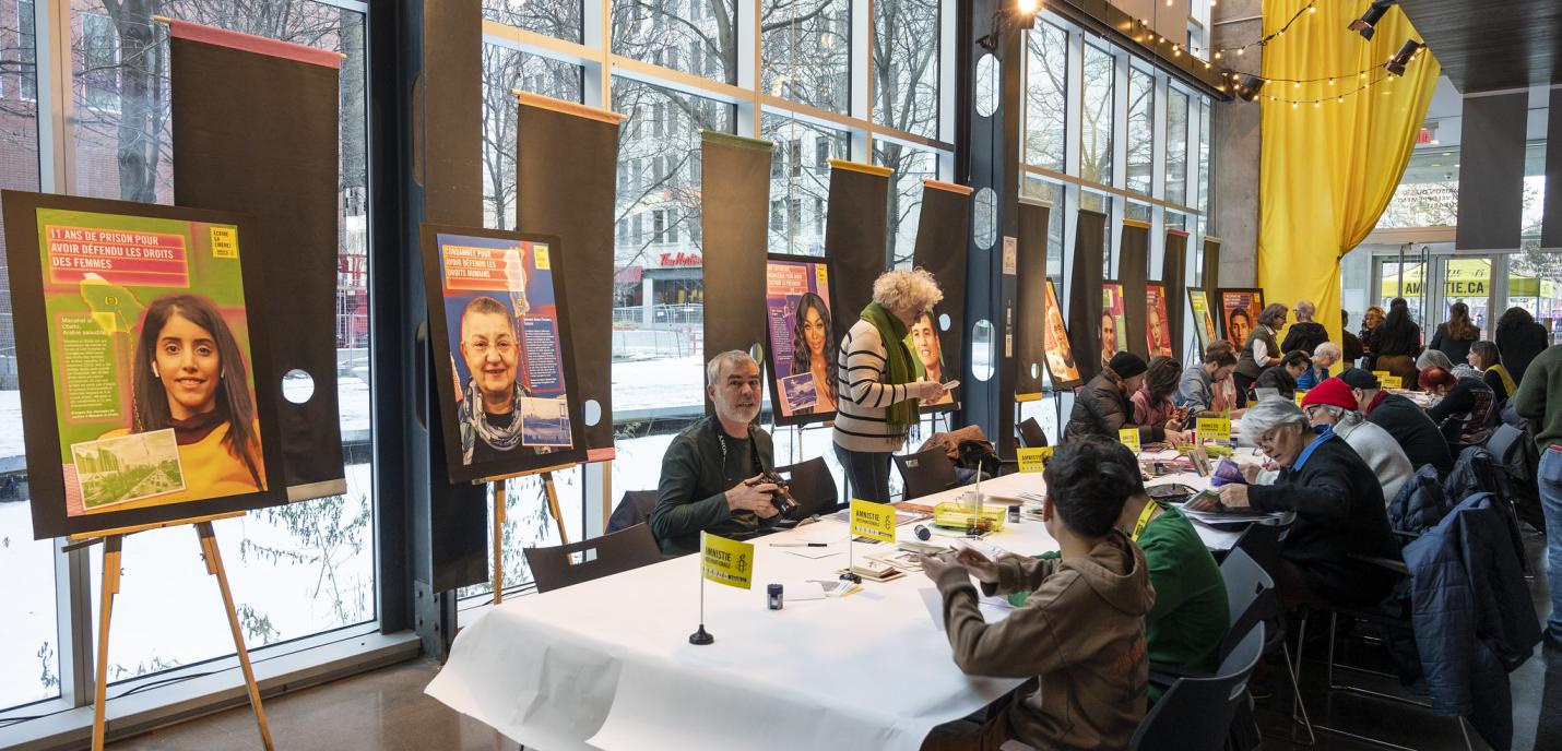 gens autour dune table