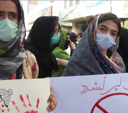 Femmes pakistanaises manifestant pour le droit des femmes