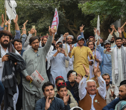 Des partisans et des militants du PMouvement de protection pachtoune (PTM) participent à une manifestation contre les opérations militaires à Khyber Pakhtunkhwa, à Quetta, le 7 juillet 2024.