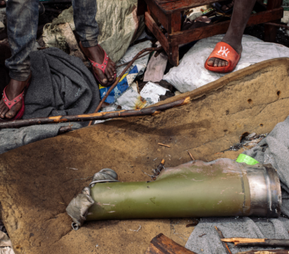 Un résidu de projectile explosif retrouvé par terre