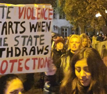 Des manifestant·e·s contre le retrait de la Convention d’Istanbul à Riga, le 29 octobre 2025.