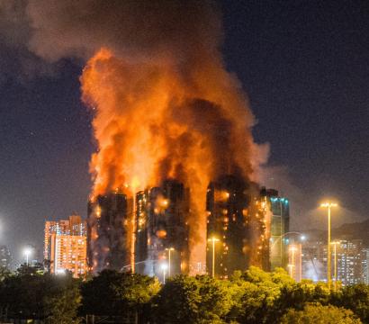 Photo de bâtiments en feu