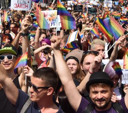manifestation pour les droits LGBTQIA2S+